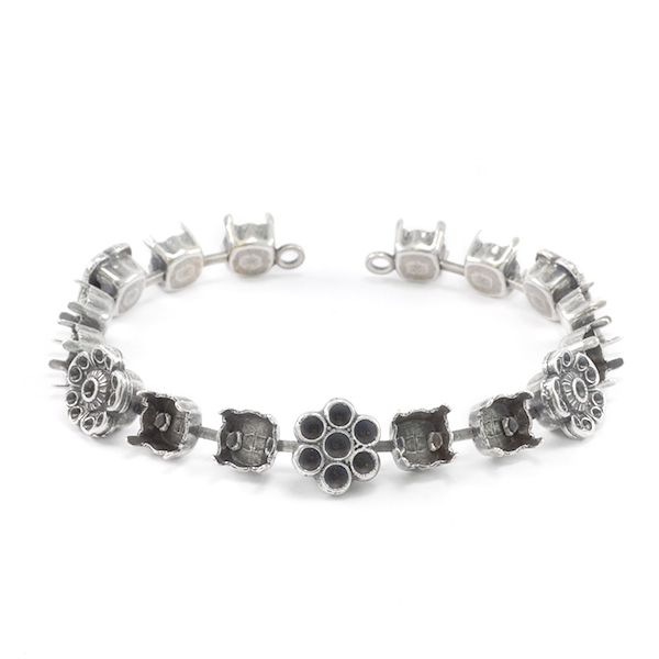 8pp, 14pp,18pp and 29ss Bracelet base with flower elements -17settings