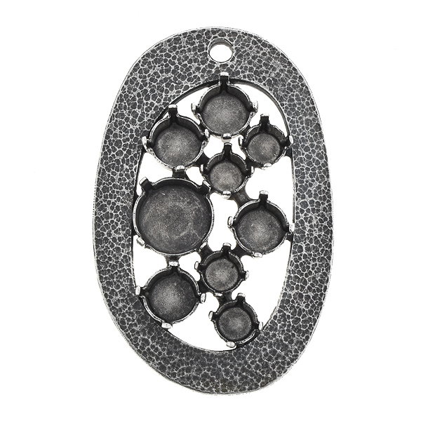 29ss, 39ss, 12mm Rivoli Hammered asymmetric oval pendant