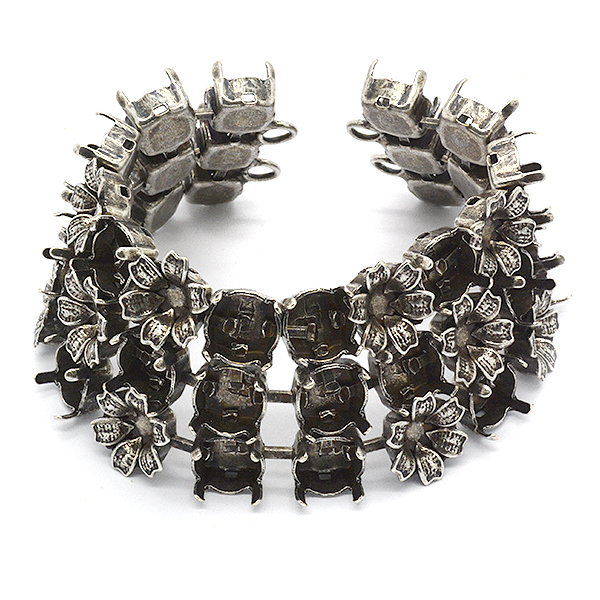 39ss with Flowers 3 rows Bracelet Base