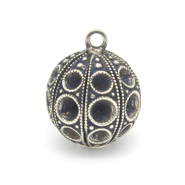 32pp,24pp Decorated Ball Pendant base 