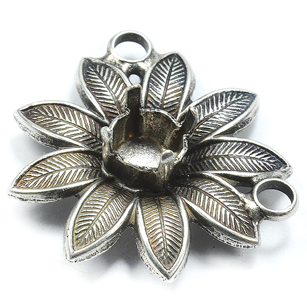 Flower pendant base with 29ss setting 