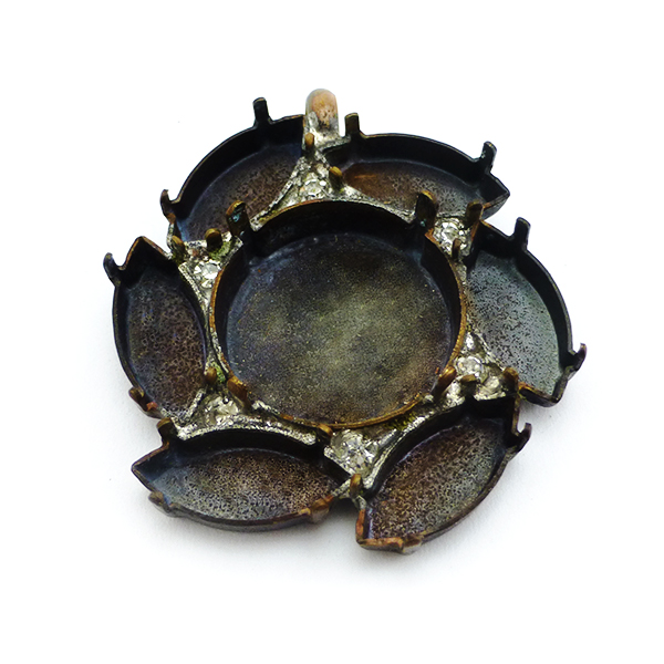 Flower Pendant base with 1 soldered ring on the top 