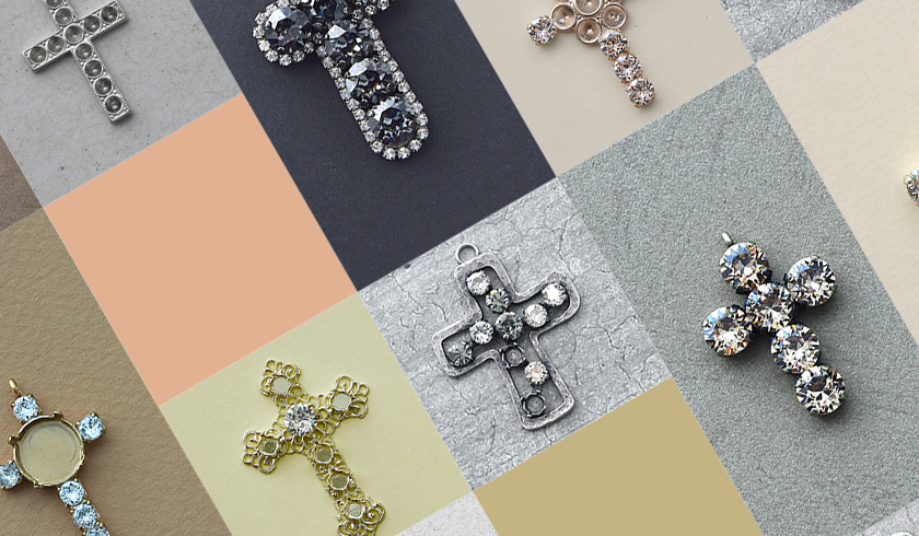 Cross pendants that show all the beauty of metal plating colors