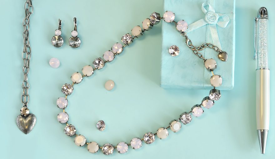 Rose Quartz crystals, jewelry inspiration