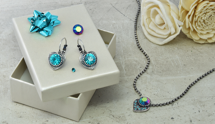 Heart & Swarovski crystal jewelry set inspiration