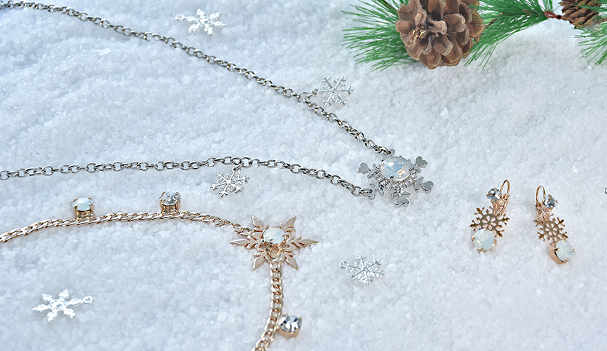 Beautiful and shiny snowflake jewelry